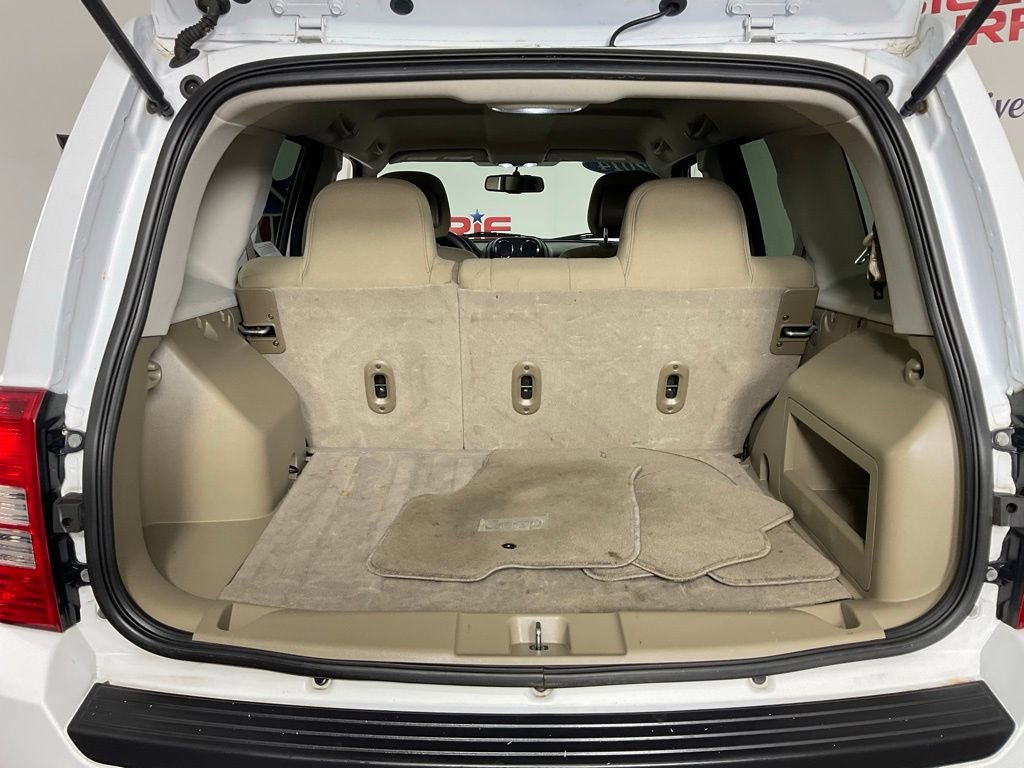 Used 2014 Jeep Patriot Sport w/ Power Value Group FWD image 11