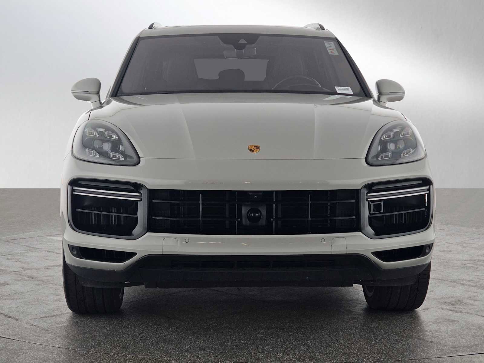 Used 2022 Porsche Cayenne Turbo S w/ Assistance Package image 8