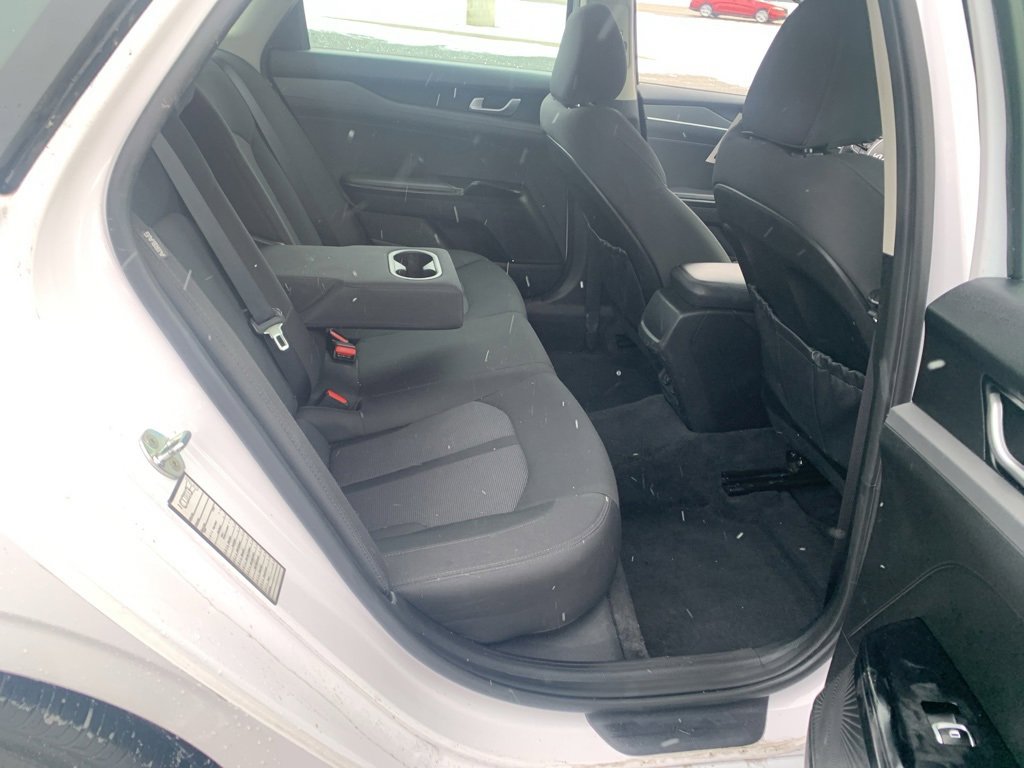 Used 2022 Kia K5 LXS image 26