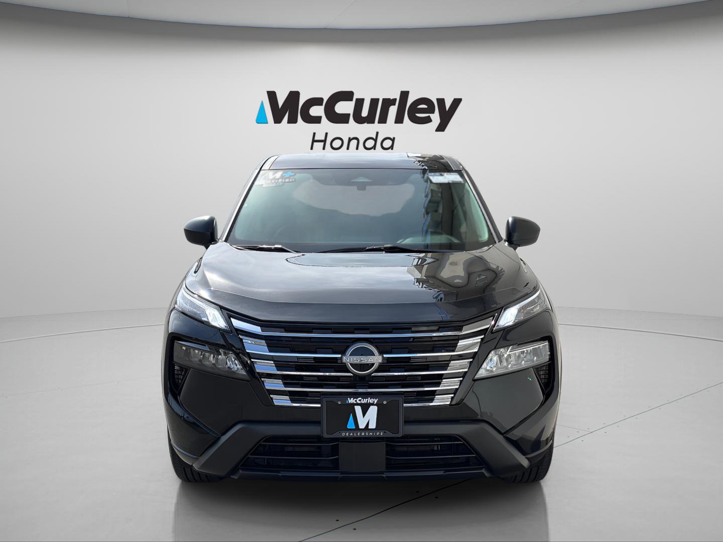 Used 2024 Nissan Rogue S AWD/4WD image 8