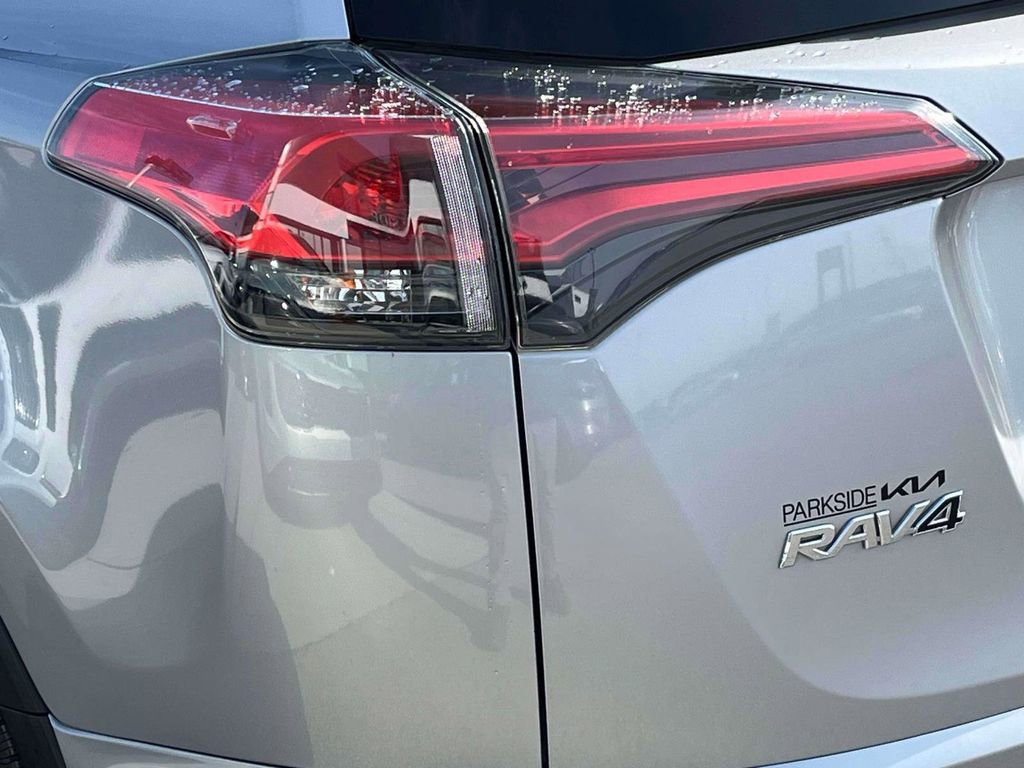 Used 2017 Toyota RAV4 XLE image 32