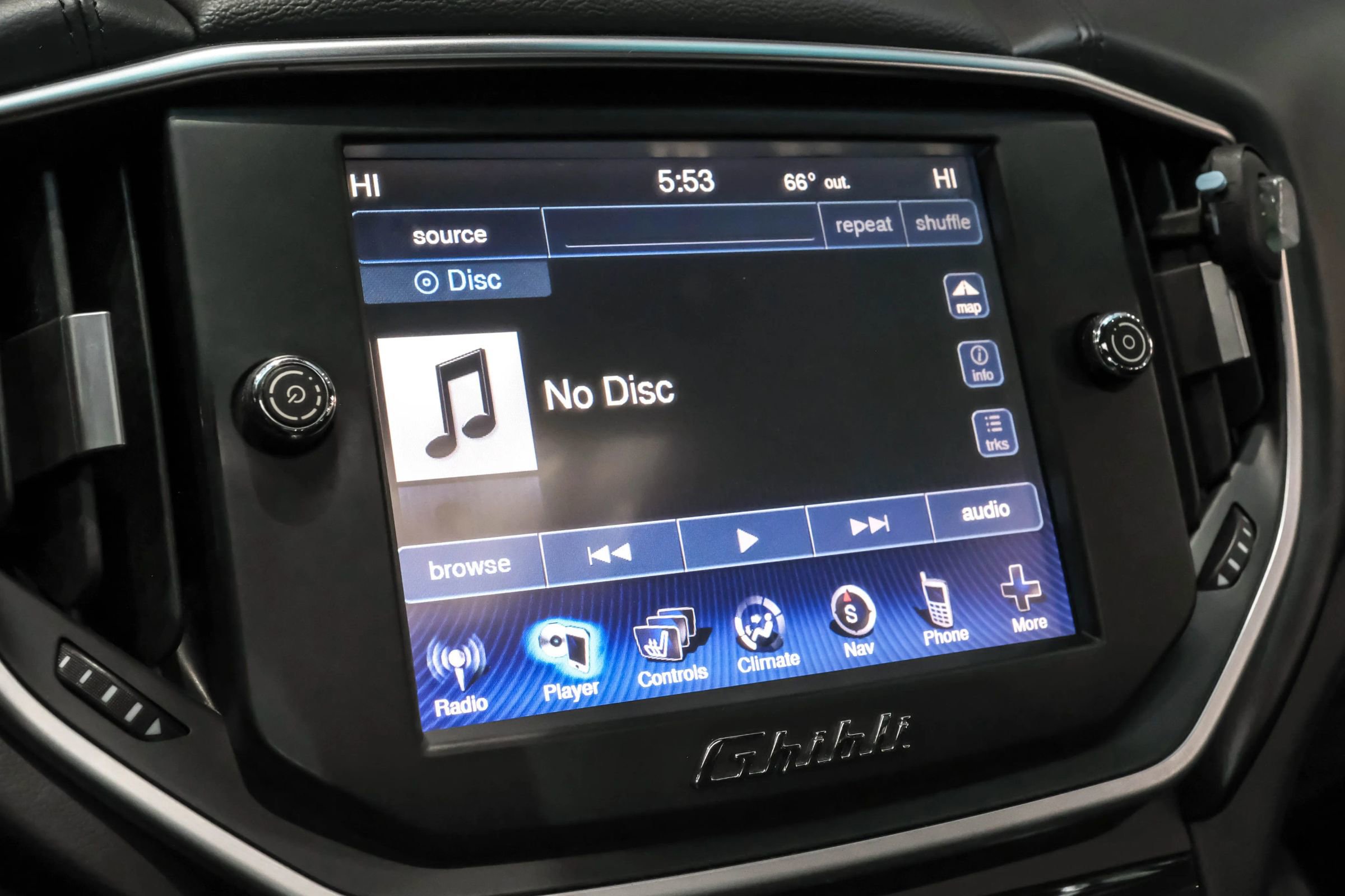 Used 2016 Maserati Ghibli S image 29