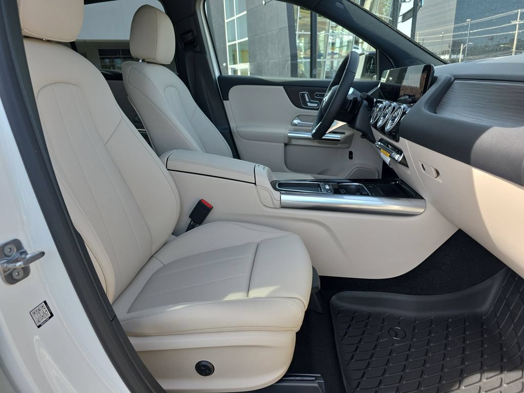 New 2026 Mercedes-Benz GLA 250 4MATIC image 16