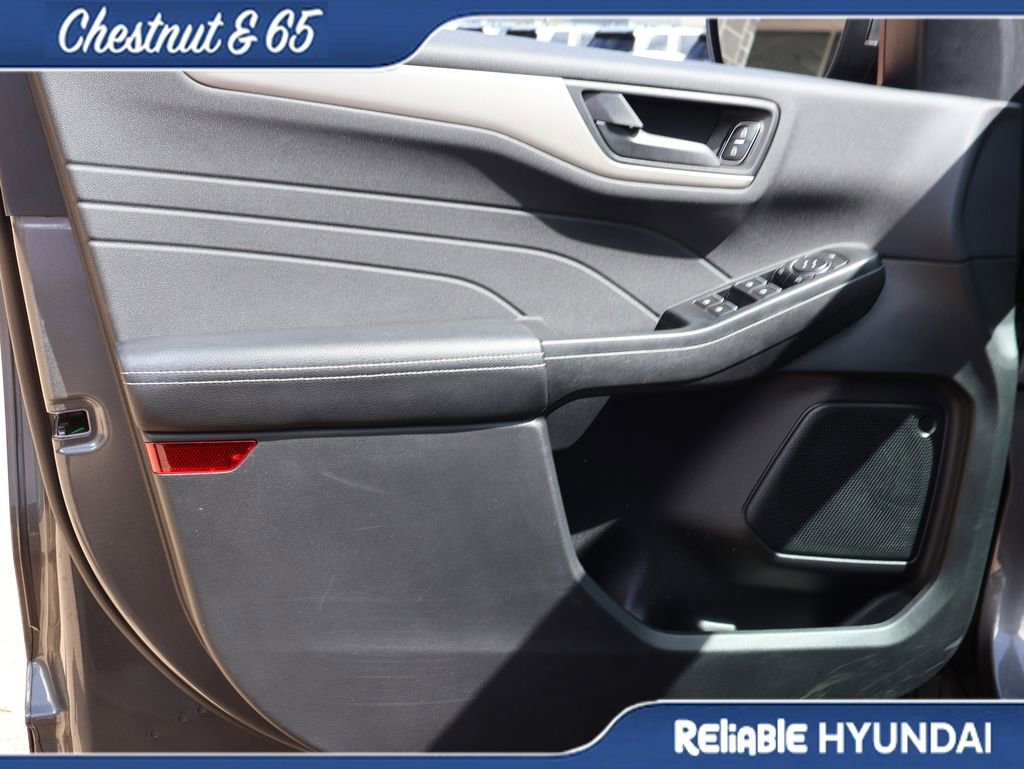 Used 2022 Ford Escape SE w/ Convenience Package image 22