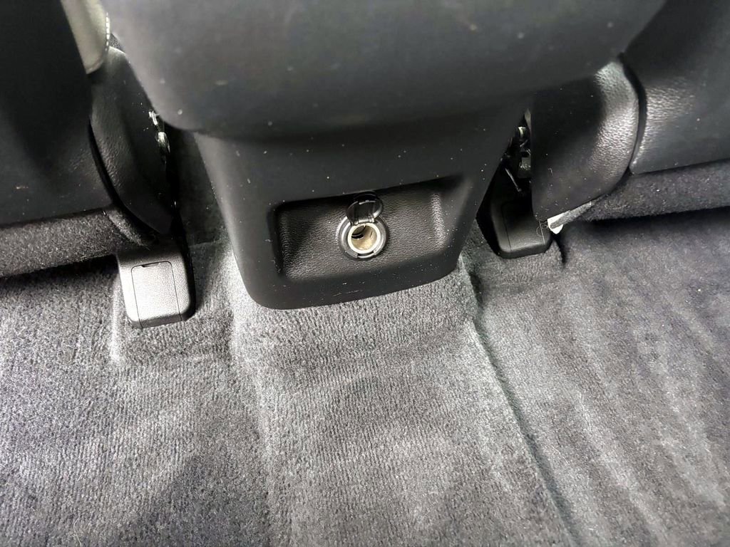 Used 2022 Kia Telluride EX w/ EX Premium Package image 33