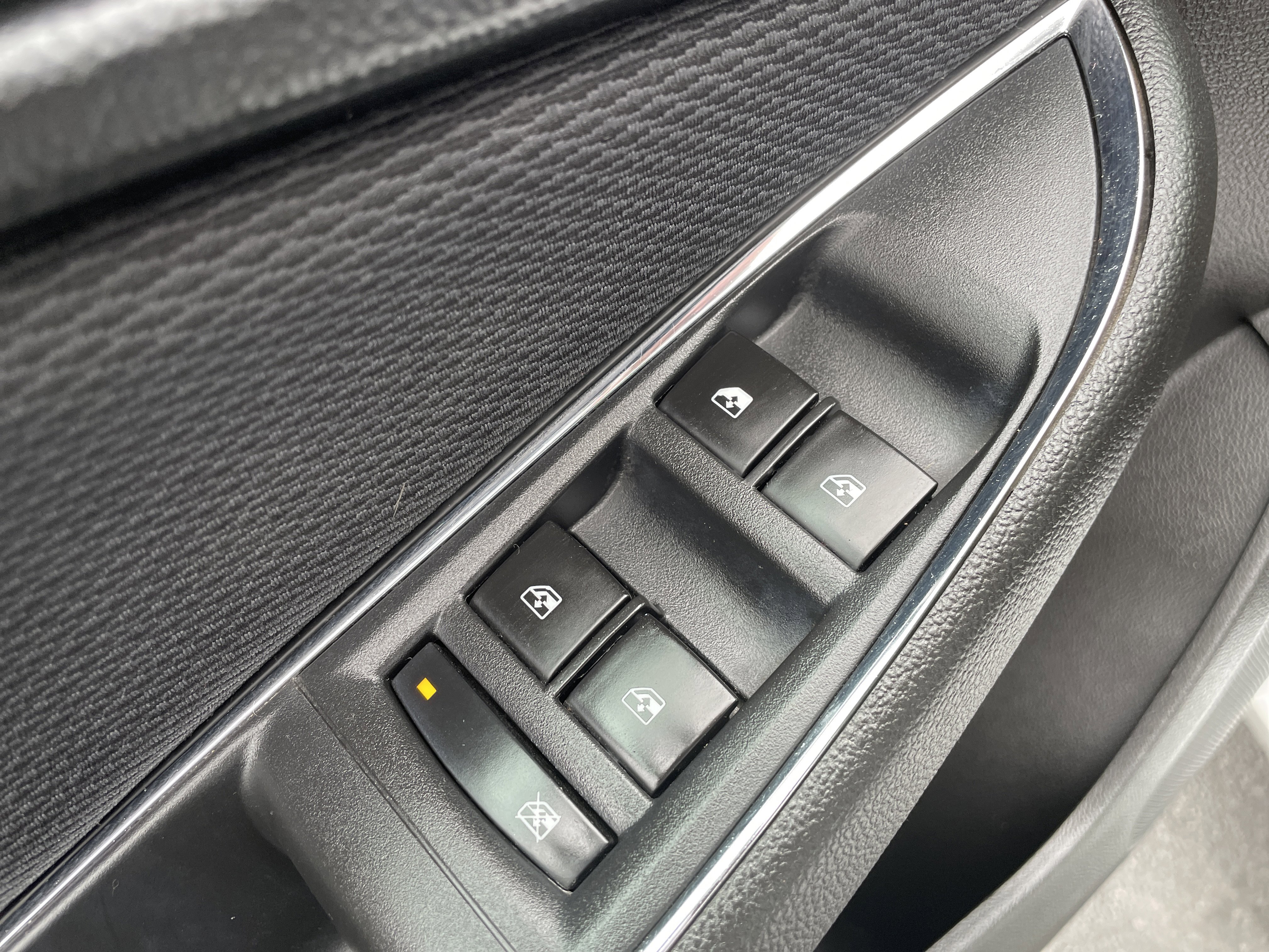 Used 2017 Chevrolet Cruze LT w/ Convenience Package image 19