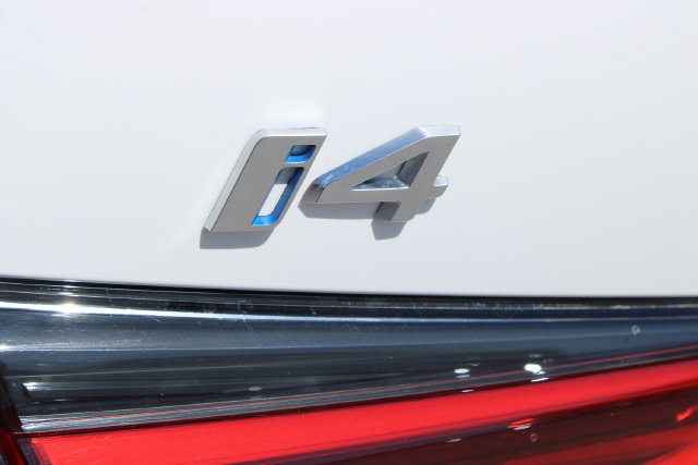 Used 2025 BMW i4 eDrive40 RWD image 7