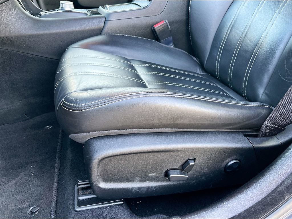 Used 2021 Chrysler 300 S image 18