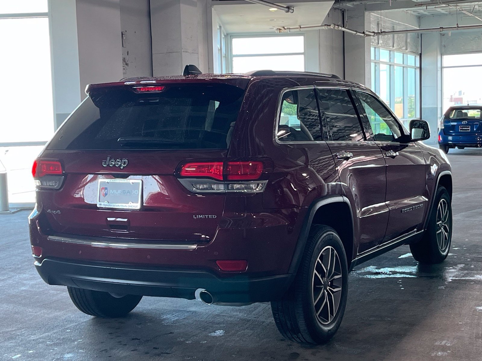 Used 2022 Jeep Grand Cherokee Limited AWD/4WD image 11