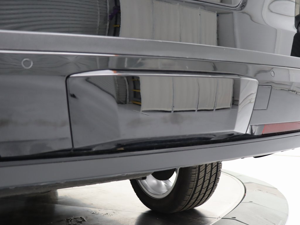 Used 2020 Cadillac Escalade ESV Premium Luxury image 44