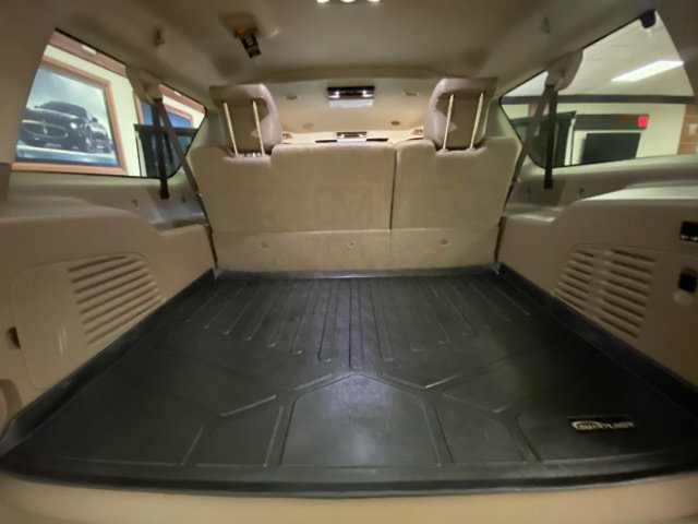 Used 2020 GMC Yukon XL SLT w/ Open Road Package AWD/4WD image 17