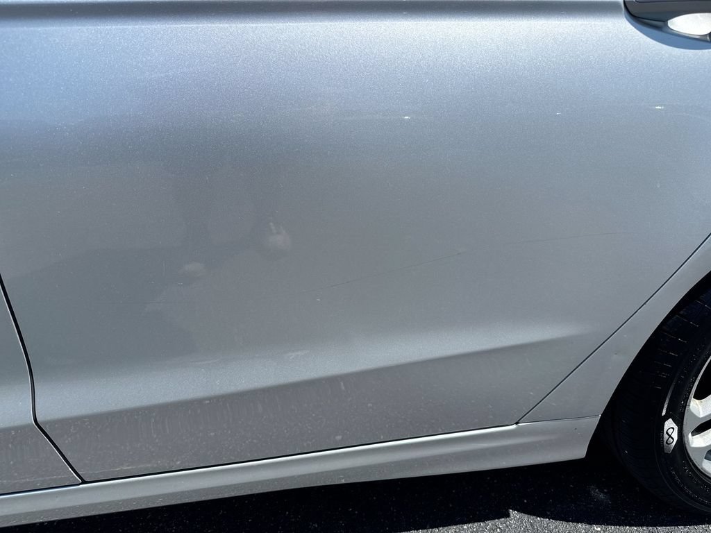 Used 2014 Ford Fusion SE FWD image 34