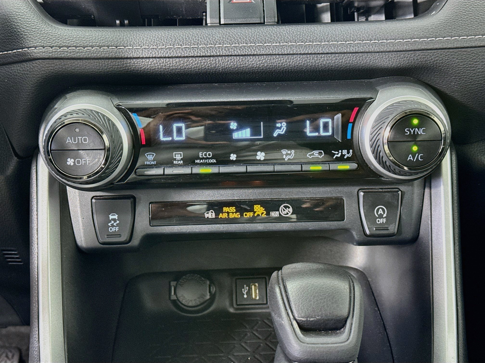 Certified 2023 Toyota RAV4 XLE w/ Convenience Package AWD/4WD image 15