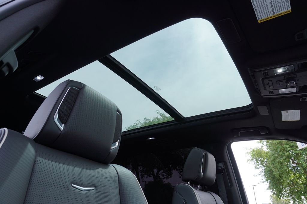 Used 2023 Cadillac Escalade ESV Premium Luxury w/ LPO, Radiant Package image 14