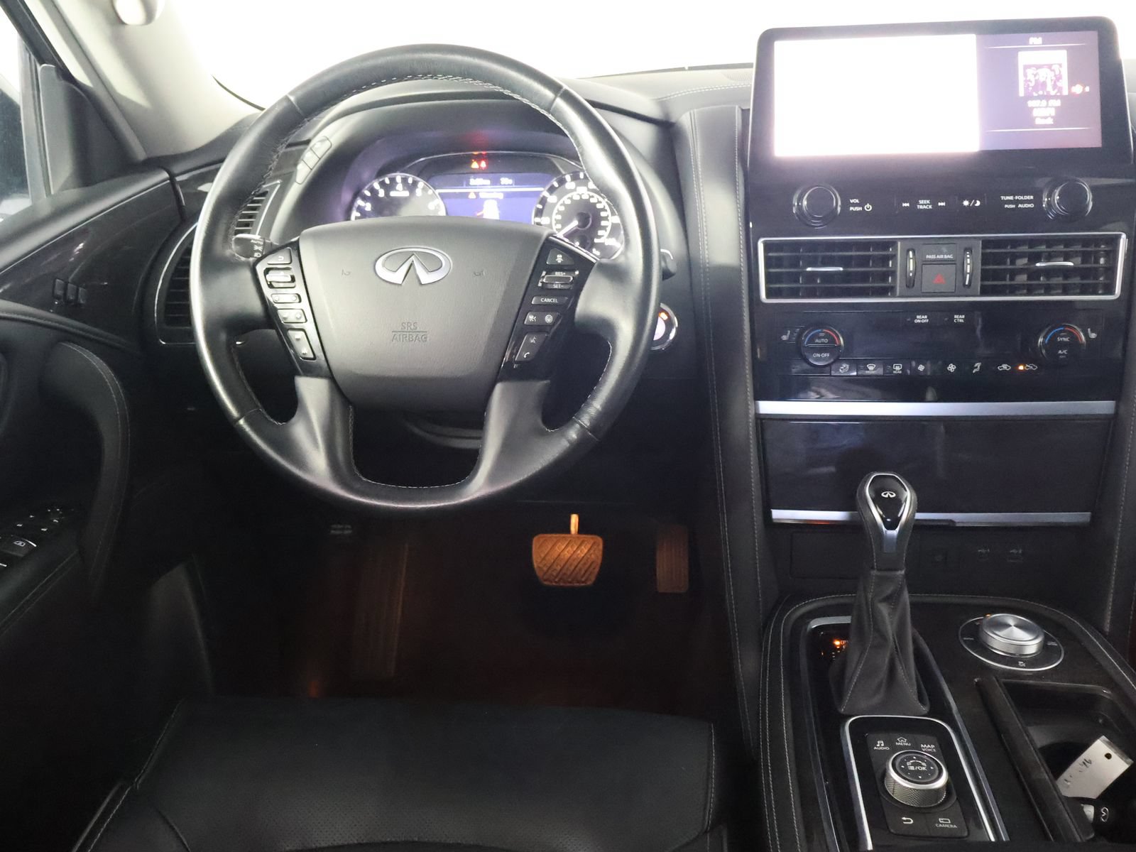 Used 2024 INFINITI QX80 Luxe AWD/4WD image 30