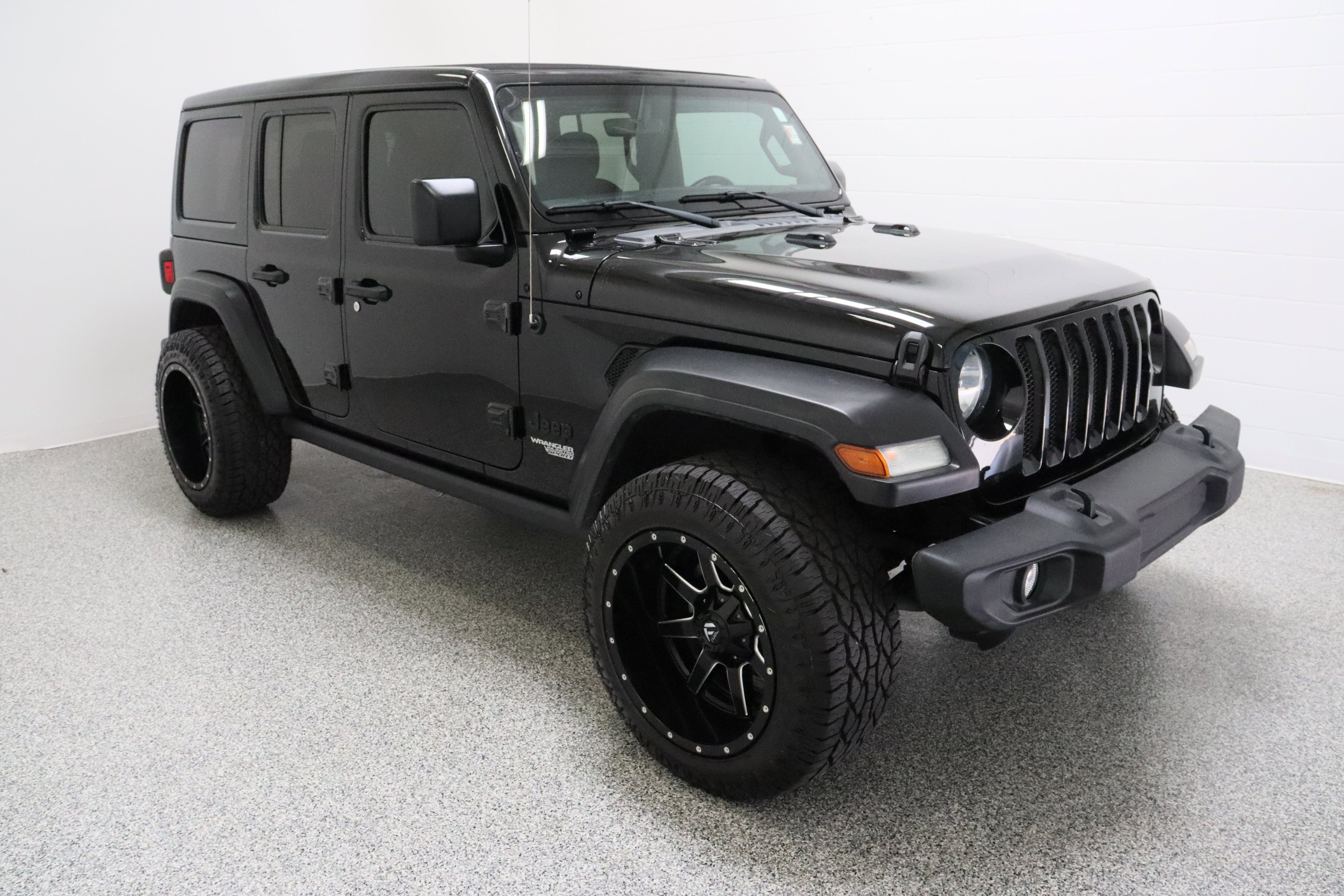 Used 2021 Jeep Wrangler Unlimited Sport w/ Sun And Sound Package AWD/4WD image 4