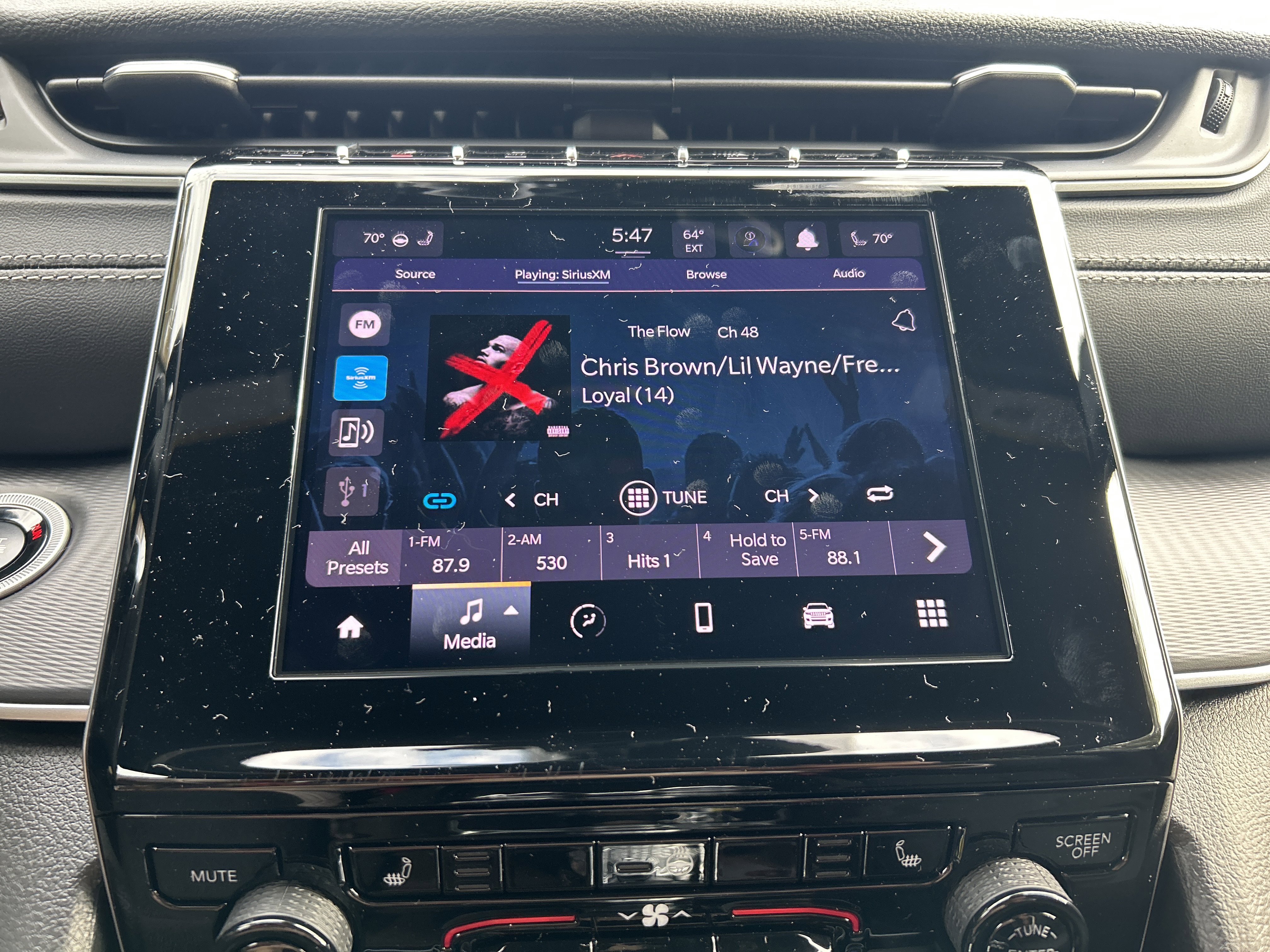 New 2025 Jeep Grand Cherokee Altitude image 29