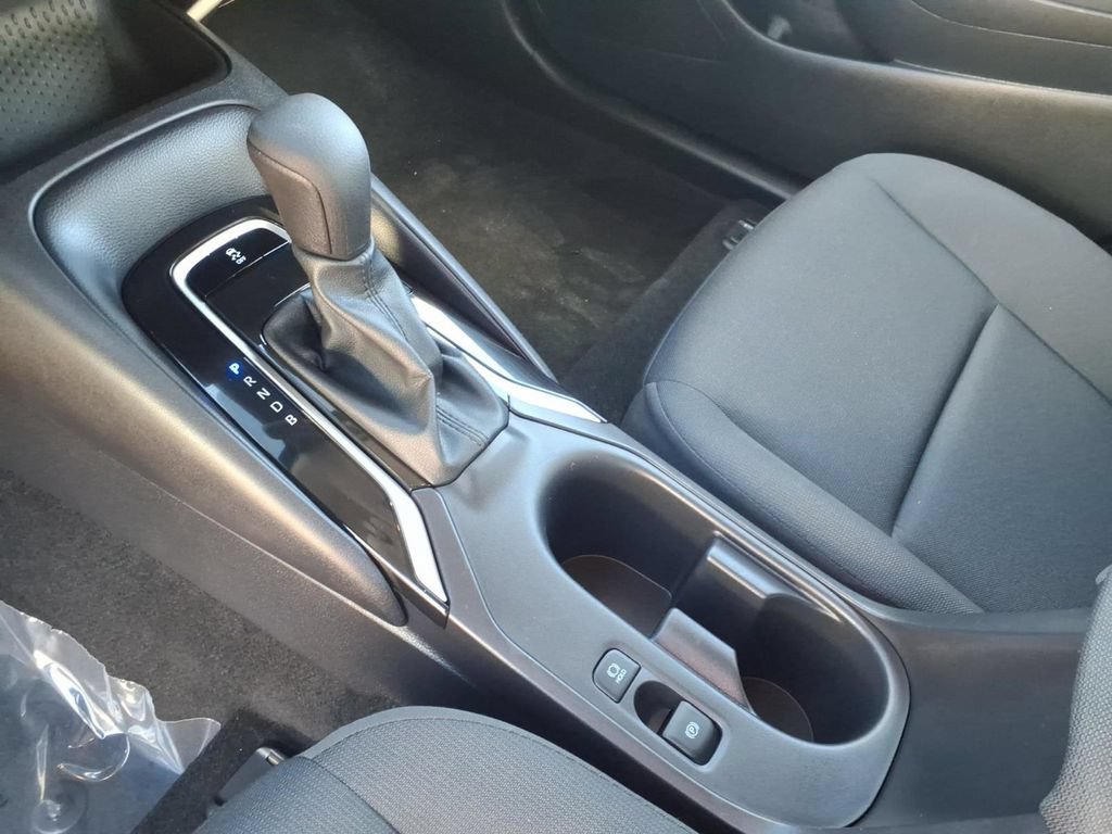 Certified 2025 Toyota Corolla LE FWD image 17