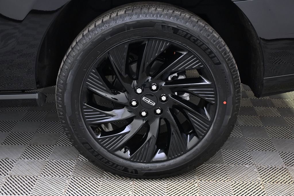 New 2026 Lincoln Navigator Reserve w/ Jet Appearance Package image 20