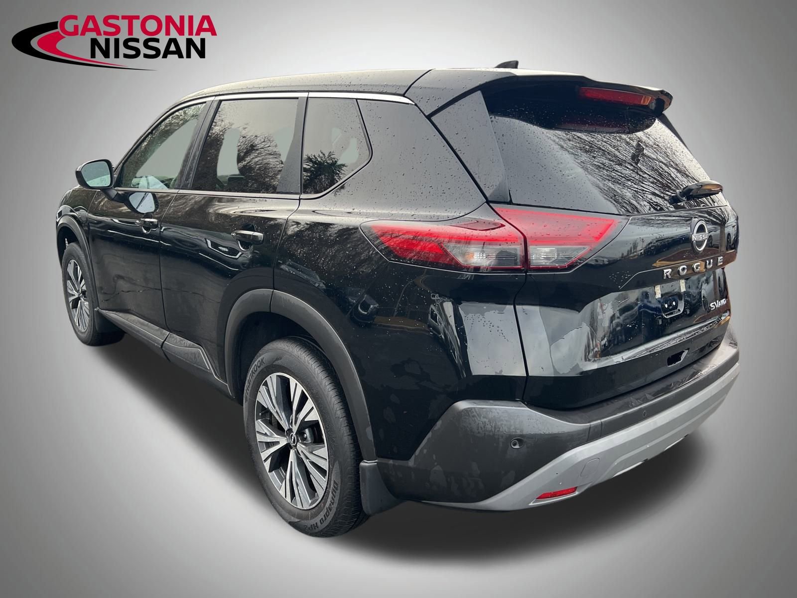 Used 2023 Nissan Rogue SV image 13