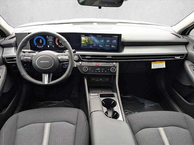 Used 2026 Hyundai Sonata SEL FWD image 17