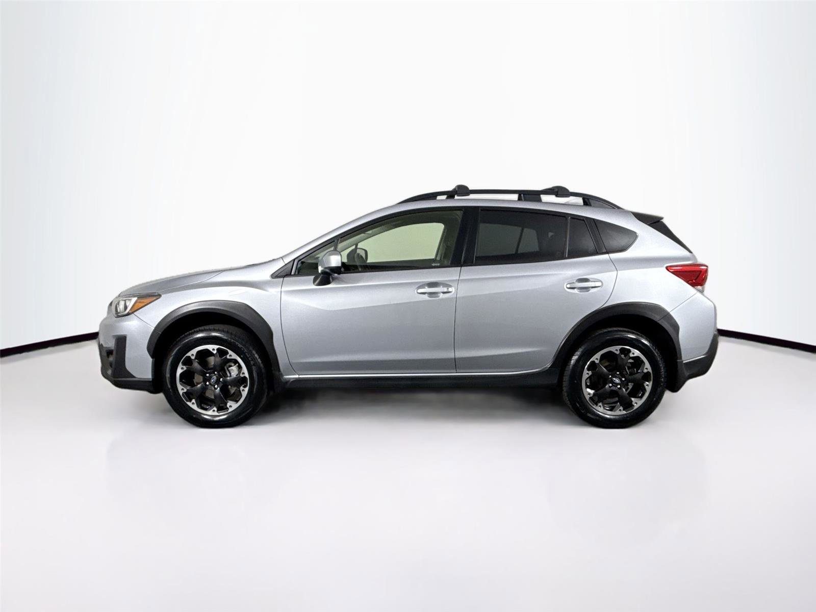 Used 2023 Subaru Crosstrek 2.0i Premium w/ Popular Package #4 image 9