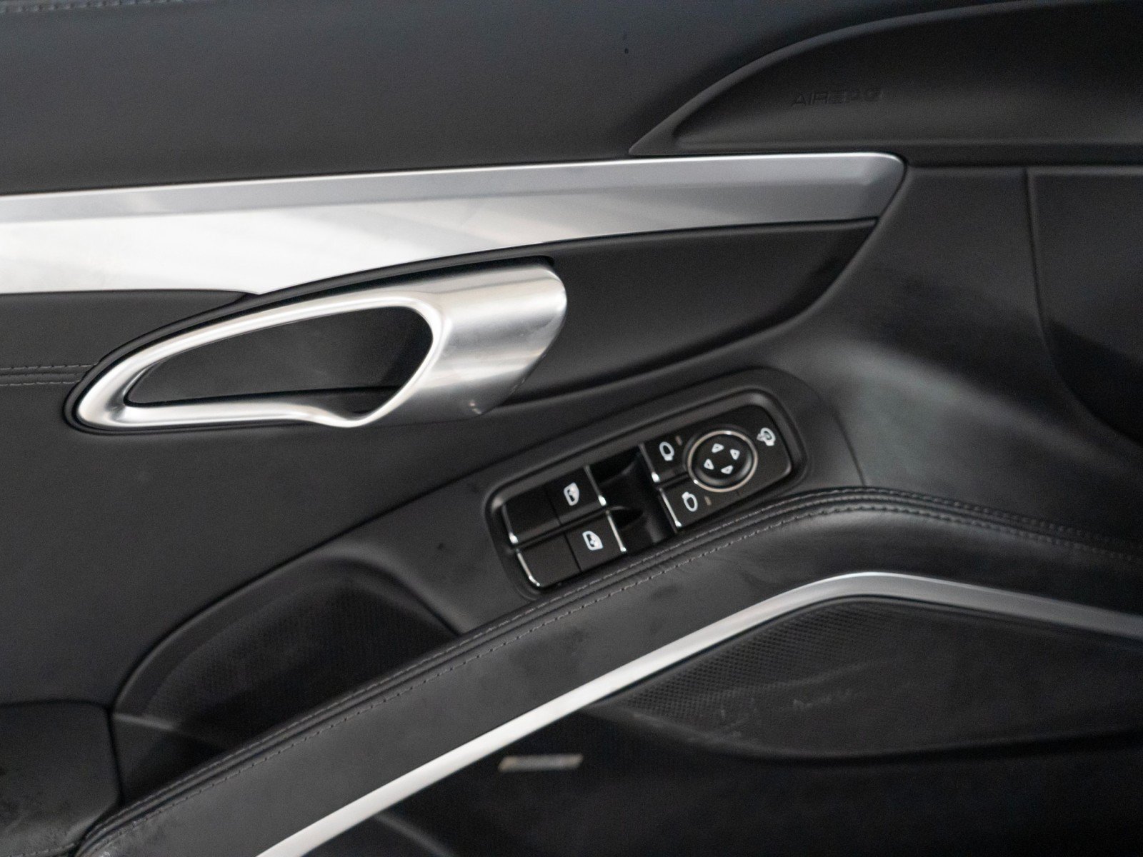 Certified 2025 Porsche 718 Boxster S RWD image 17
