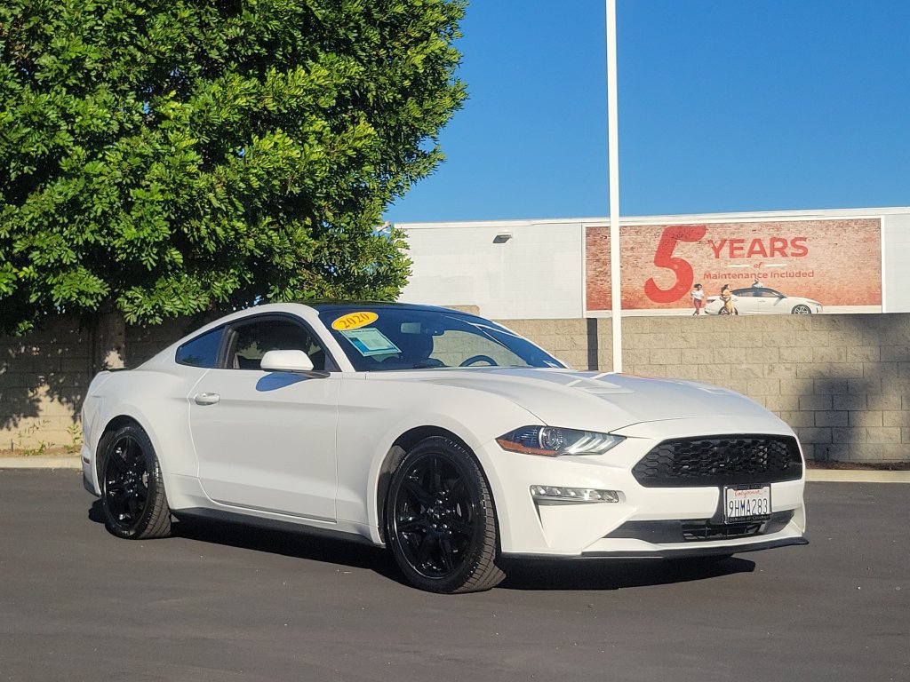 Used 2020 Ford Mustang Coupe w/ Black Accent Package RWD image 28