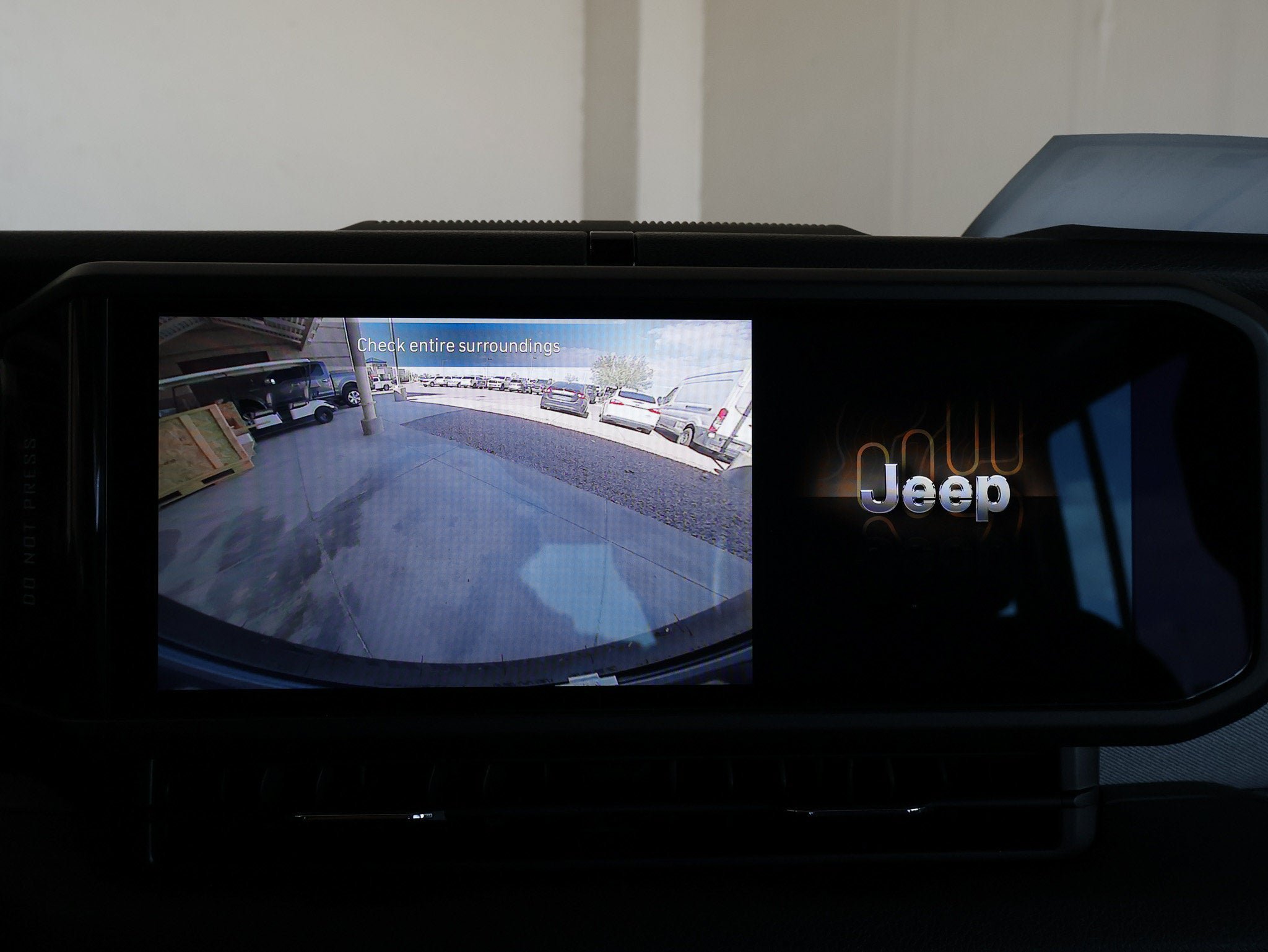 Used 2025 Jeep Wrangler Unlimited Sport AWD/4WD image 31