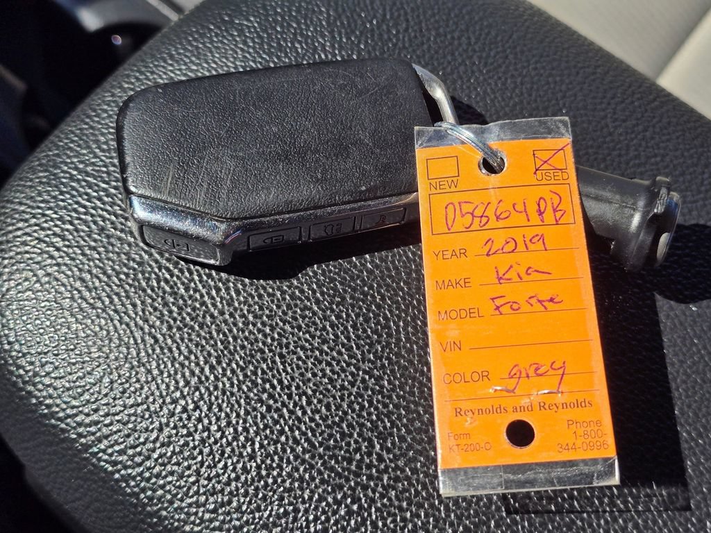 Used 2019 Kia Forte LXS FWD image 31