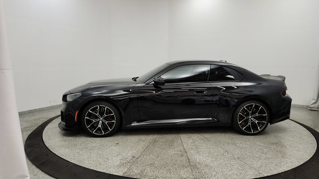 Used 2024 BMW M2 w/ Lighting Package RWD image 2