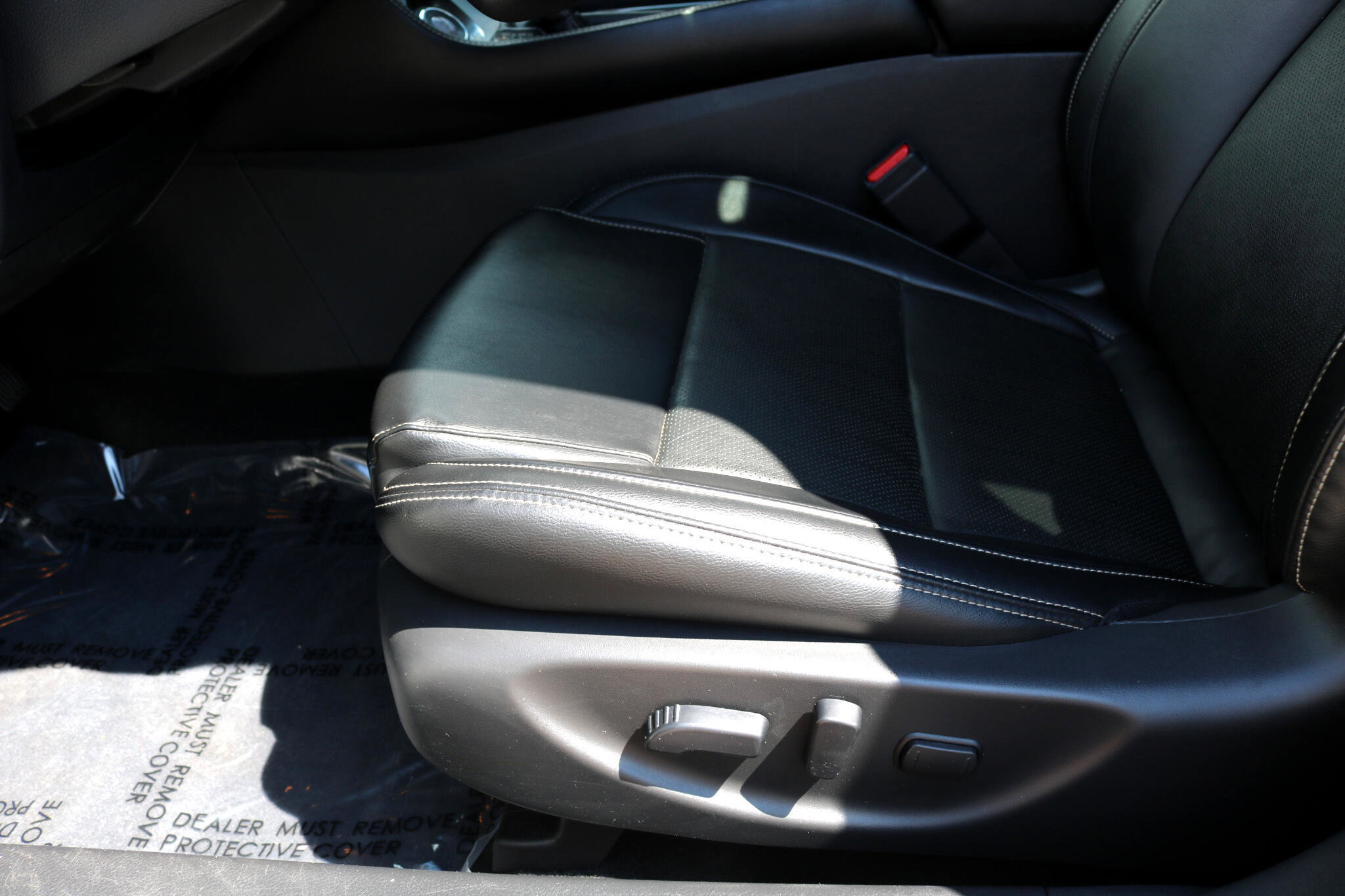 Used 2022 Nissan Maxima SV w/ Floor Mat Group image 18