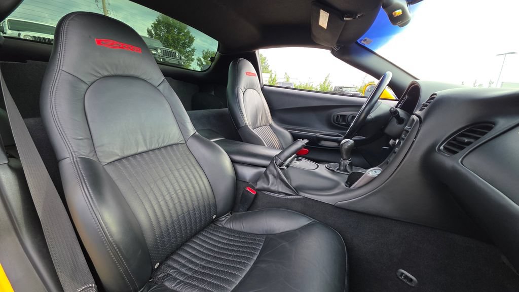 Used 2003 Chevrolet Corvette Z06 w/ Memory Package, 3 Drivers RWD image 12