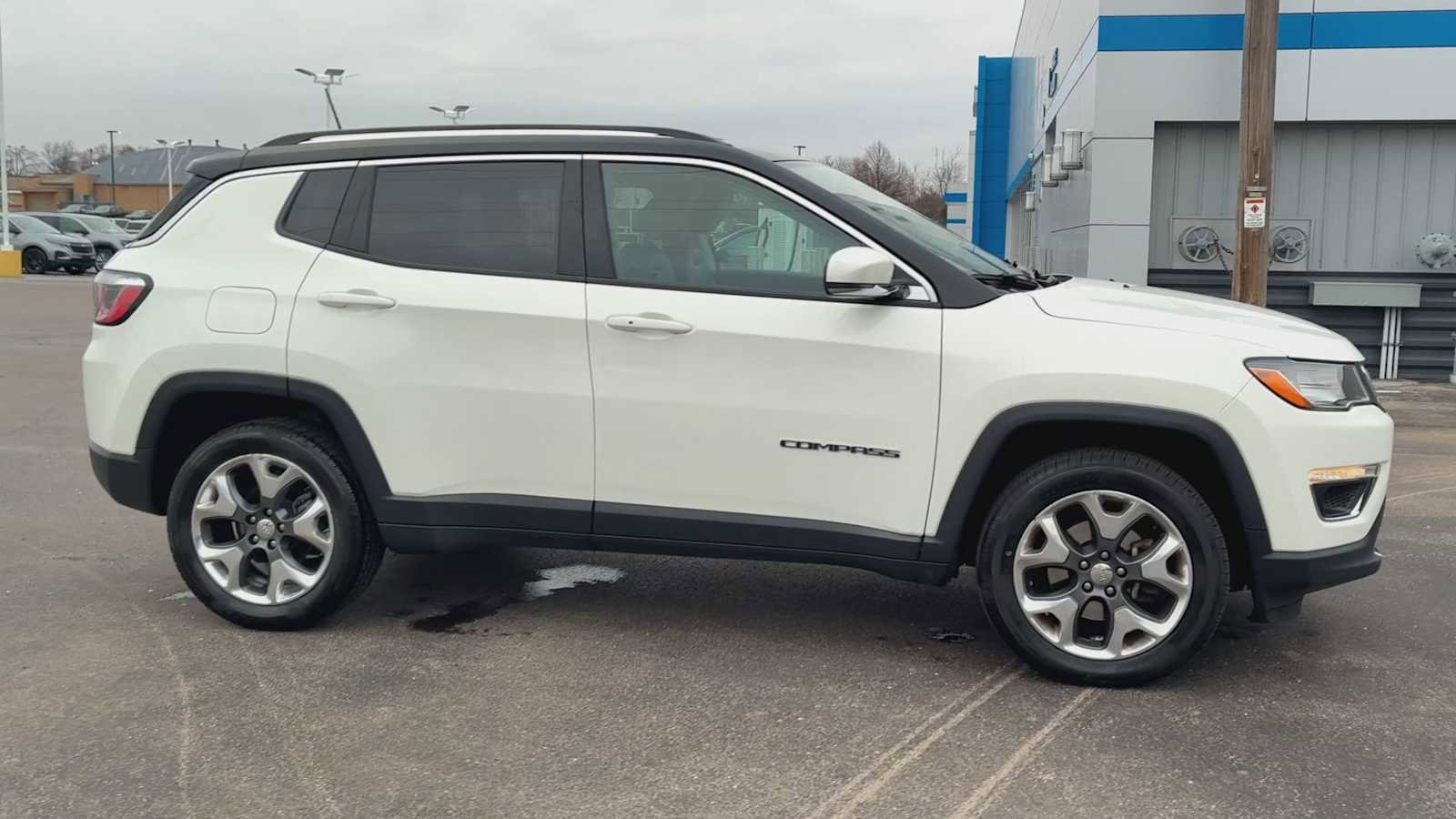 Used 2018 Jeep Compass Limited w/ Safe & Security Group image 9