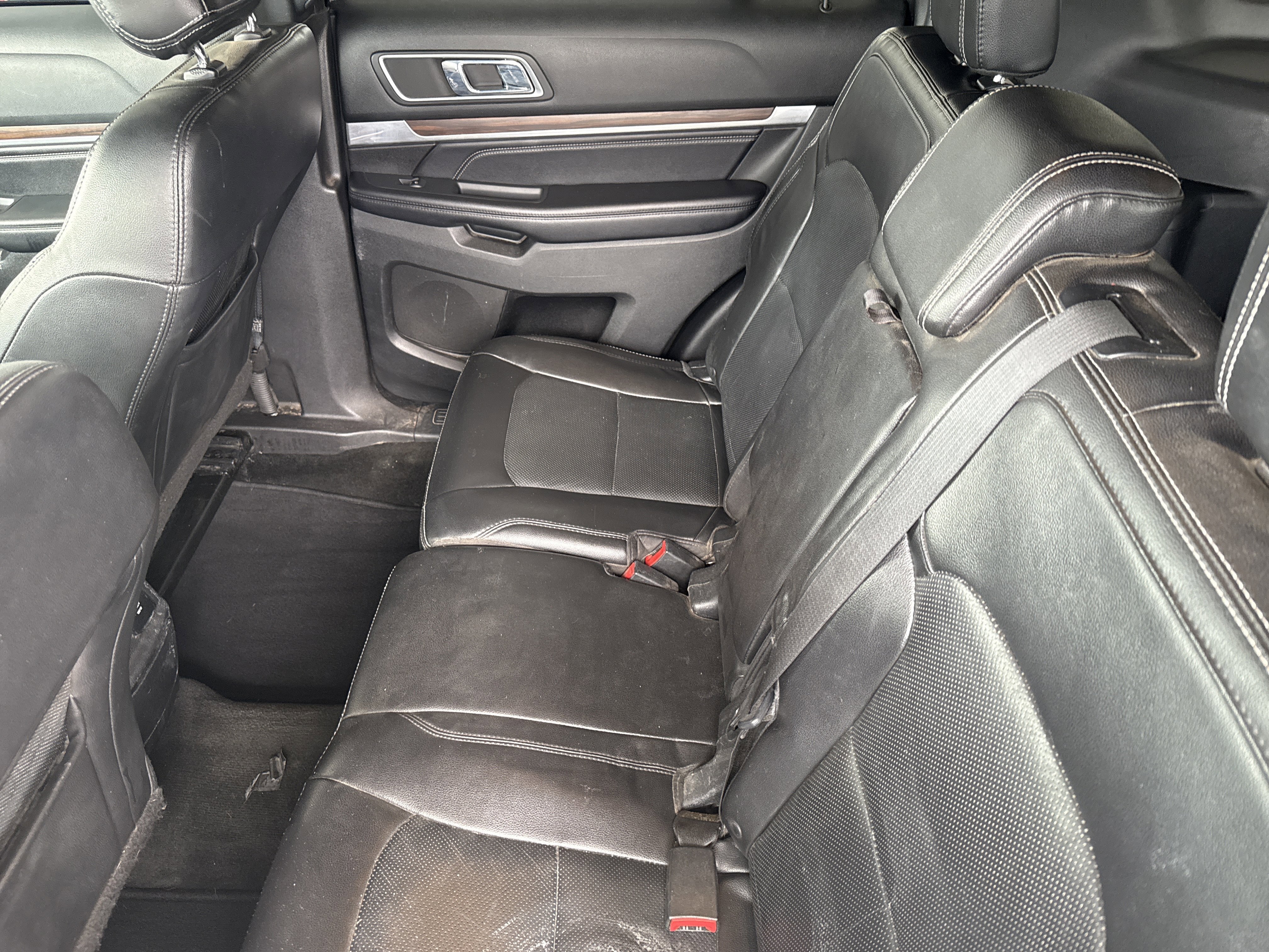 Used 2017 Ford Explorer Limited FWD image 8