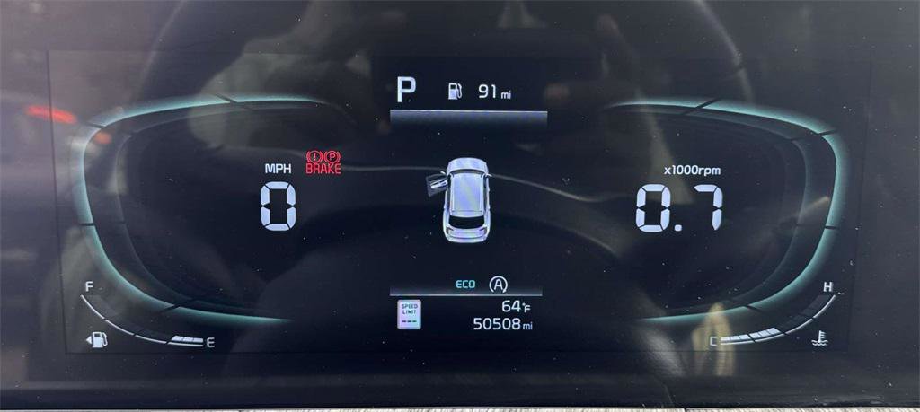 Used 2023 Kia Telluride EX w/ EX Captain's Chair Package image 28