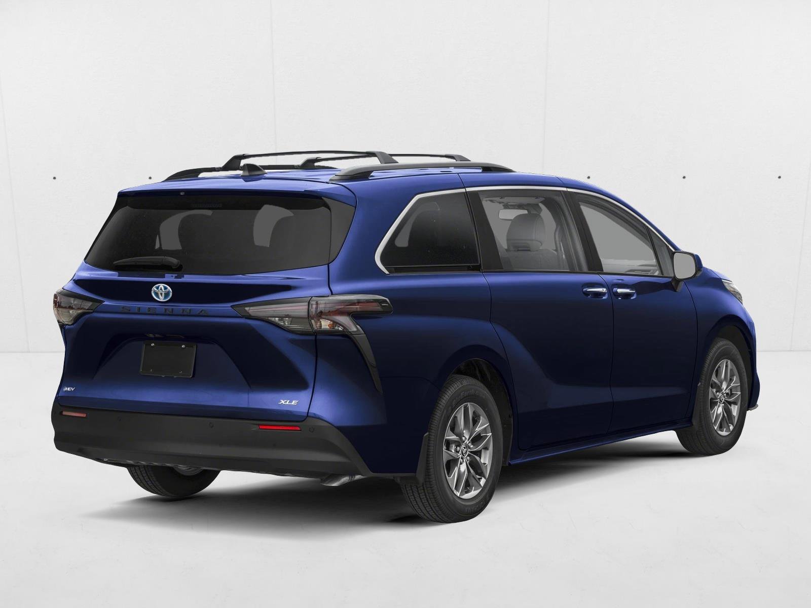New 2026 Toyota Sienna XLE FWD video 2