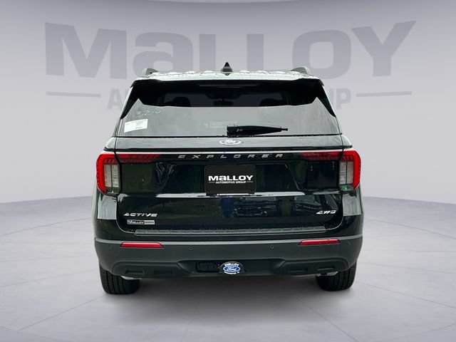 Used 2026 Ford Explorer Active AWD/4WD image 4