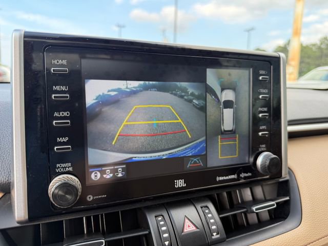 Used 2020 Toyota RAV4 Limited image 13