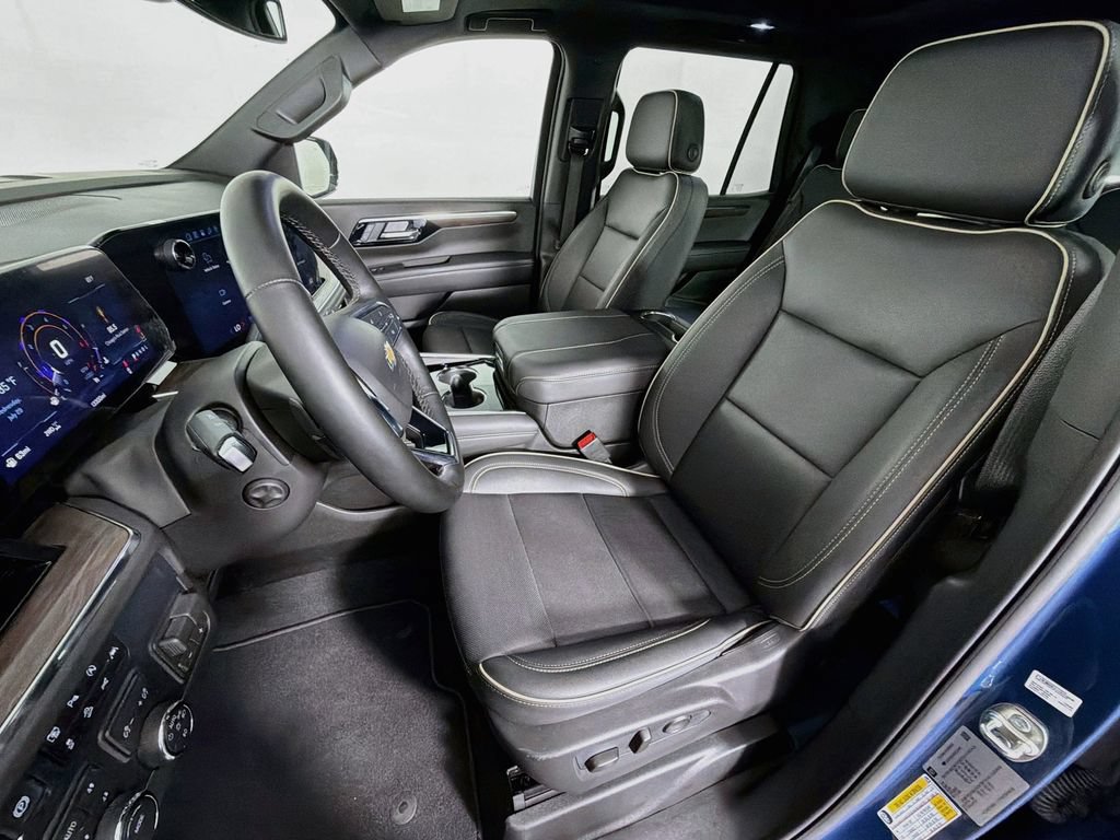 Used 2026 Chevrolet Tahoe Premier w/ Sun And Tow Package AWD/4WD image 22
