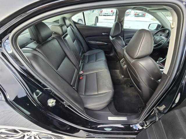 Used 2017 Acura TLX FWD image 14