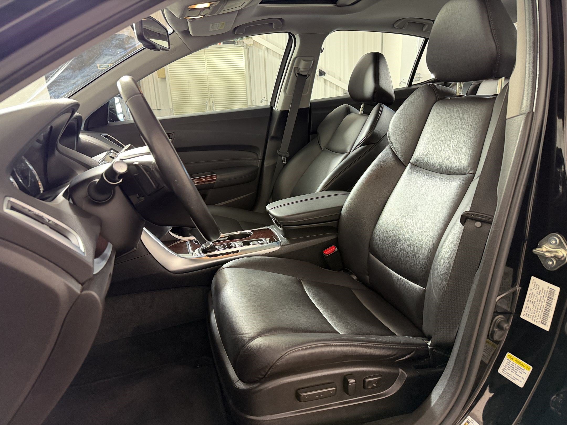 Used 2016 Acura TLX FWD image 5