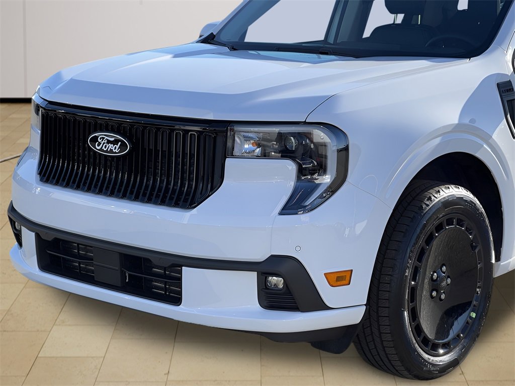 New 2025 Ford Maverick Lobo image 40
