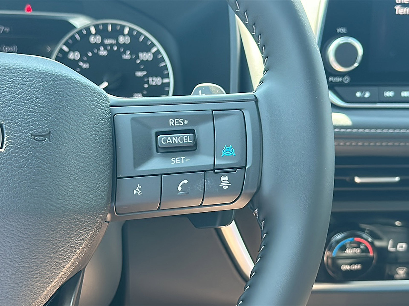 New 2026 Nissan Rogue SV image 18