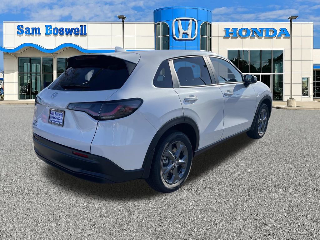 New 2026 Honda HR-V LX image 3