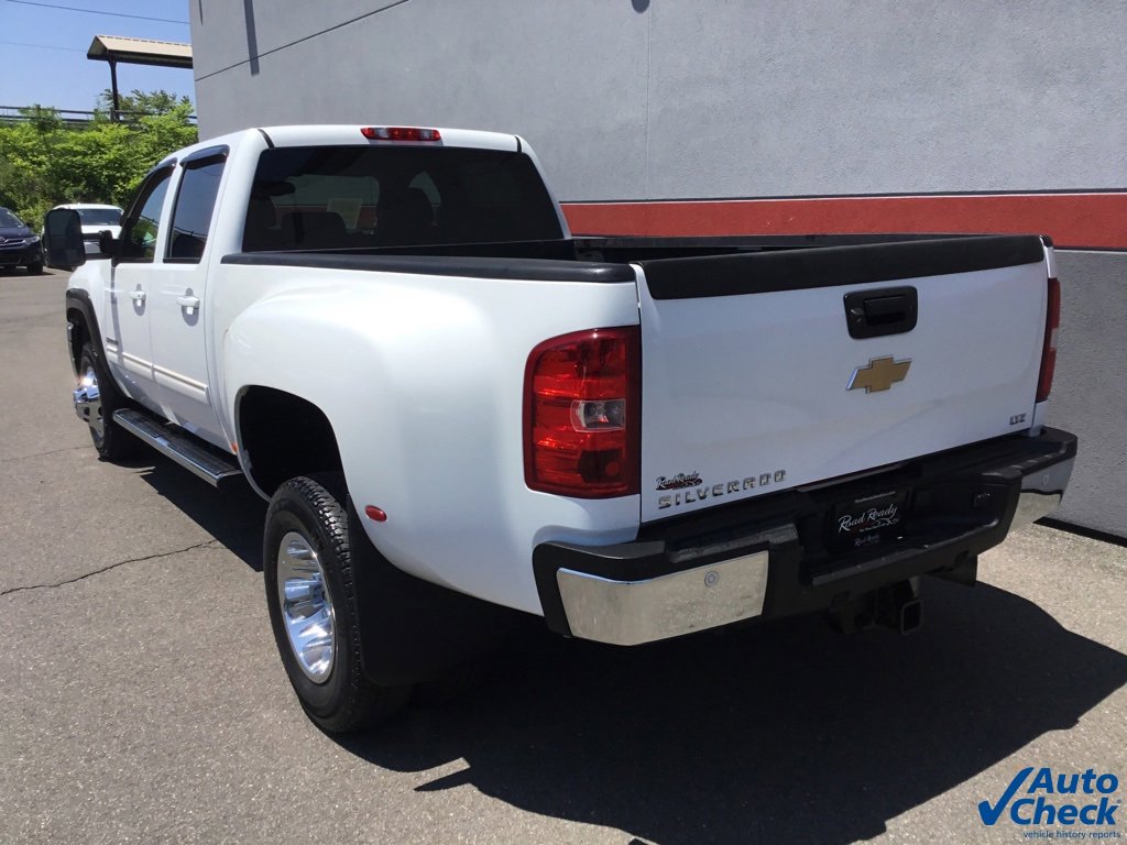 Used 2011 Chevrolet Silverado 3500 LTZ w/ Snow Plow Prep Package image 6