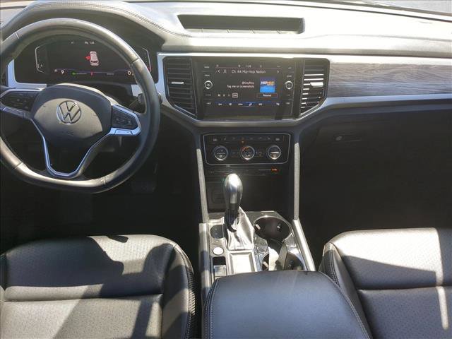 Used 2022 Volkswagen Atlas Cross Sport SE image 16