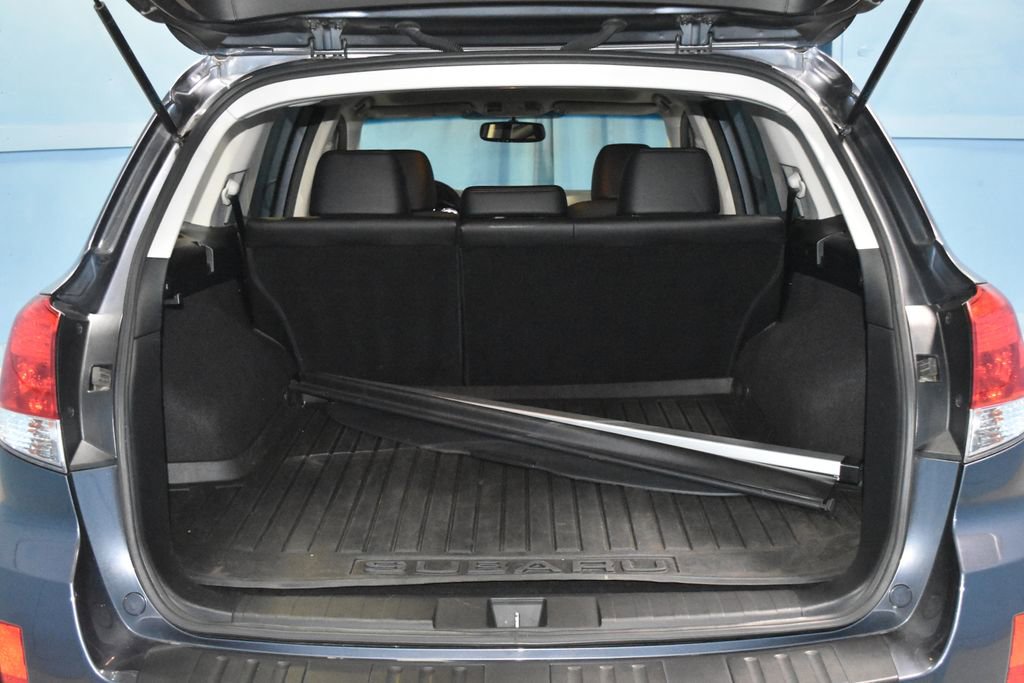 Used 2014 Subaru Outback 2.5i Limited w/ Moonroof Package image 32