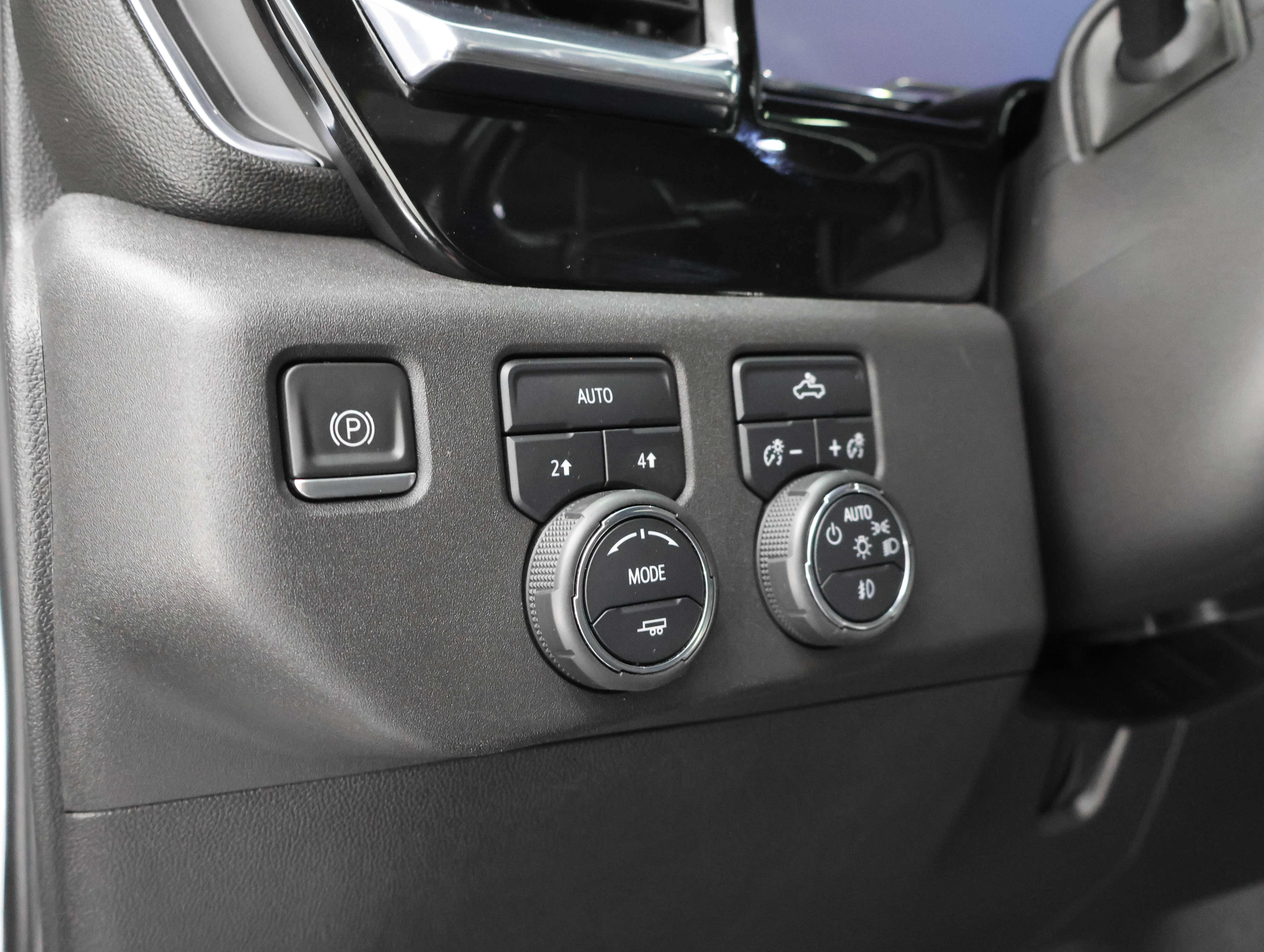 Used 2022 Chevrolet Silverado 1500 RST w/ True North Edition Plus AWD/4WD image 41