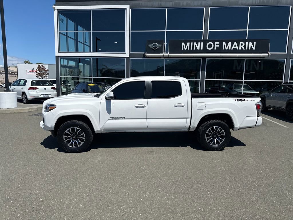 Used 2021 Toyota Tacoma TRD Sport w/ Technology Package RWD image 2